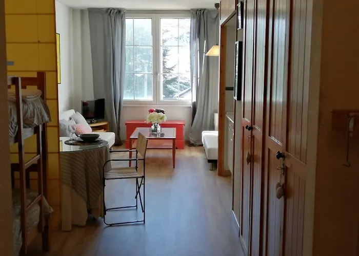 Estudio A Pie De Pista En Apartamento *